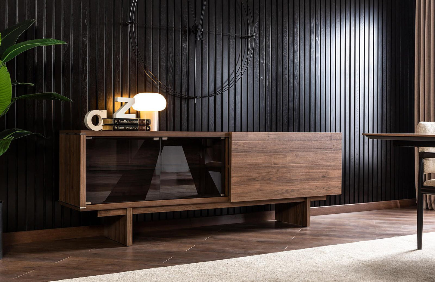 Rubby Sideboard