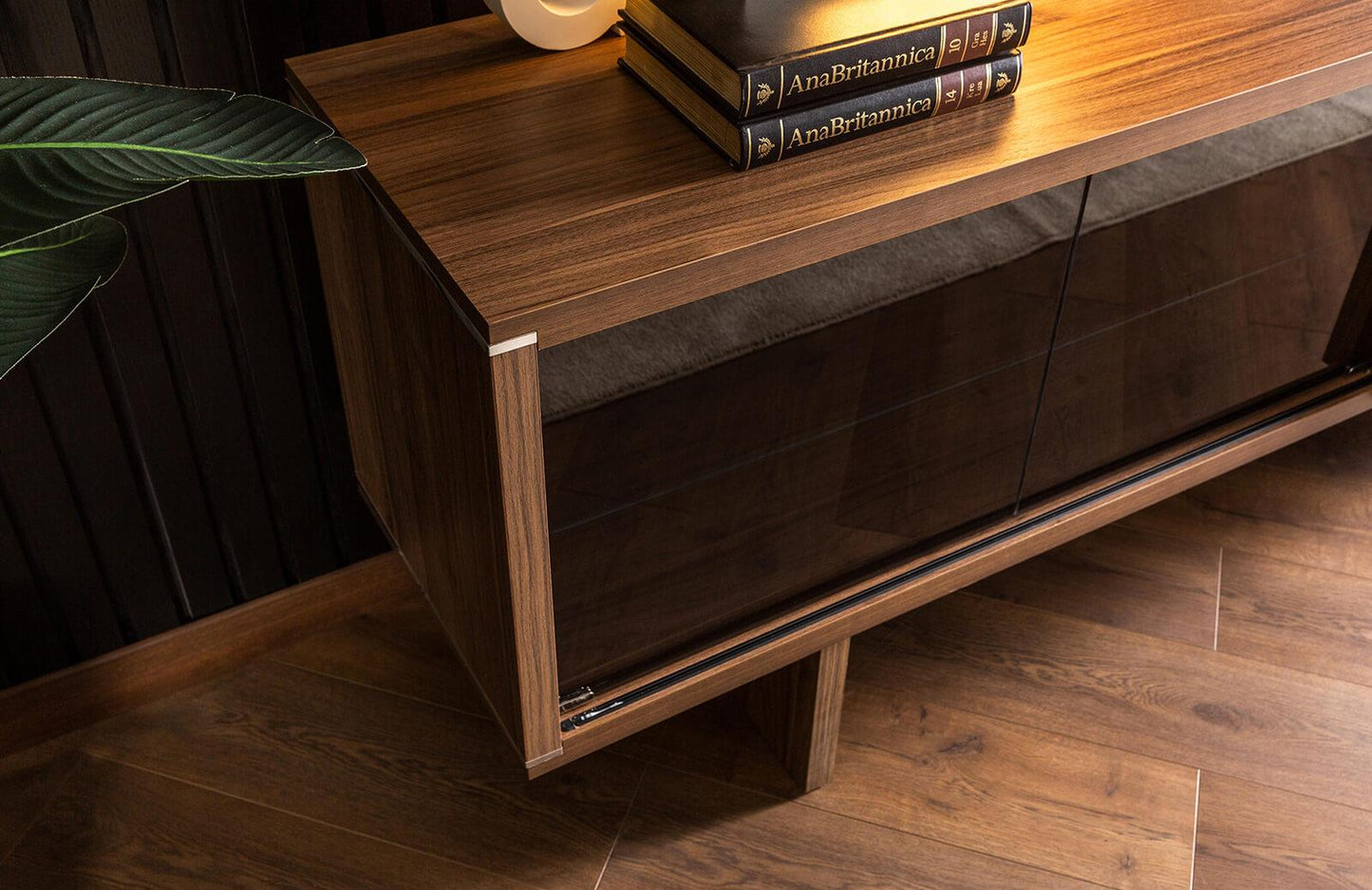 Rubby Sideboard